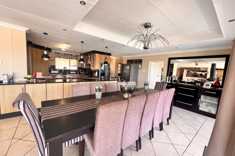5 Bedroom Property for Sale in East London Rural Eastern Cape